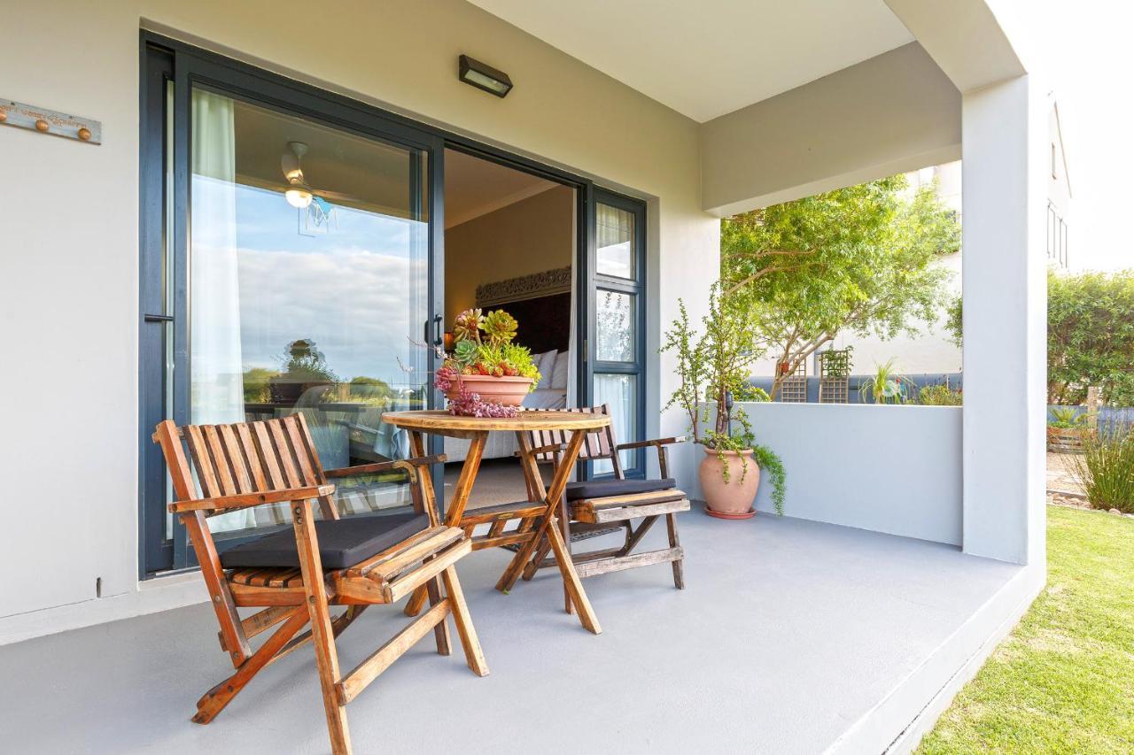 Le Mahi Guest House Langebaan Eksteriør bilde