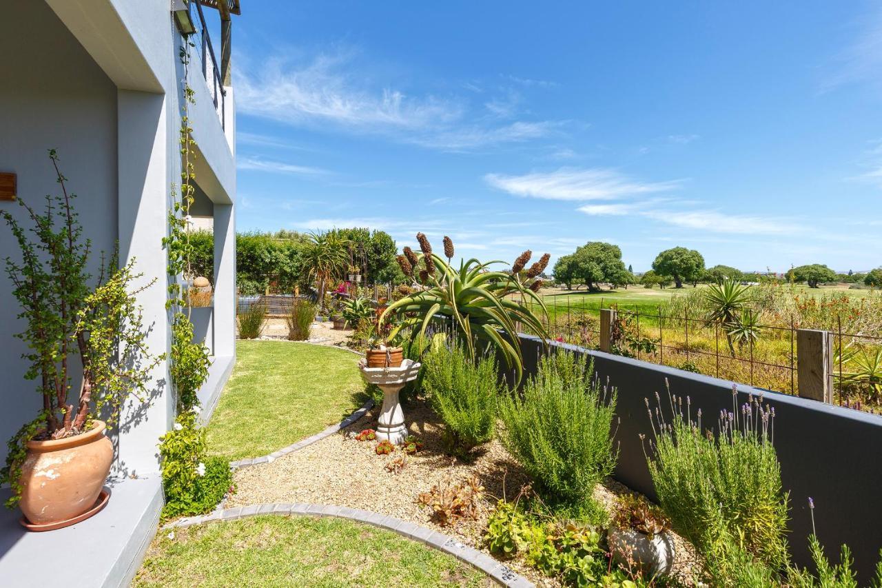 Le Mahi Guest House Langebaan Eksteriør bilde